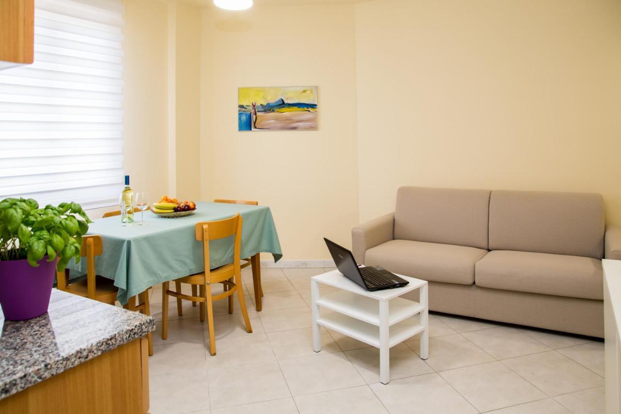 Mariarita Apartment Альгеро Экстерьер фото